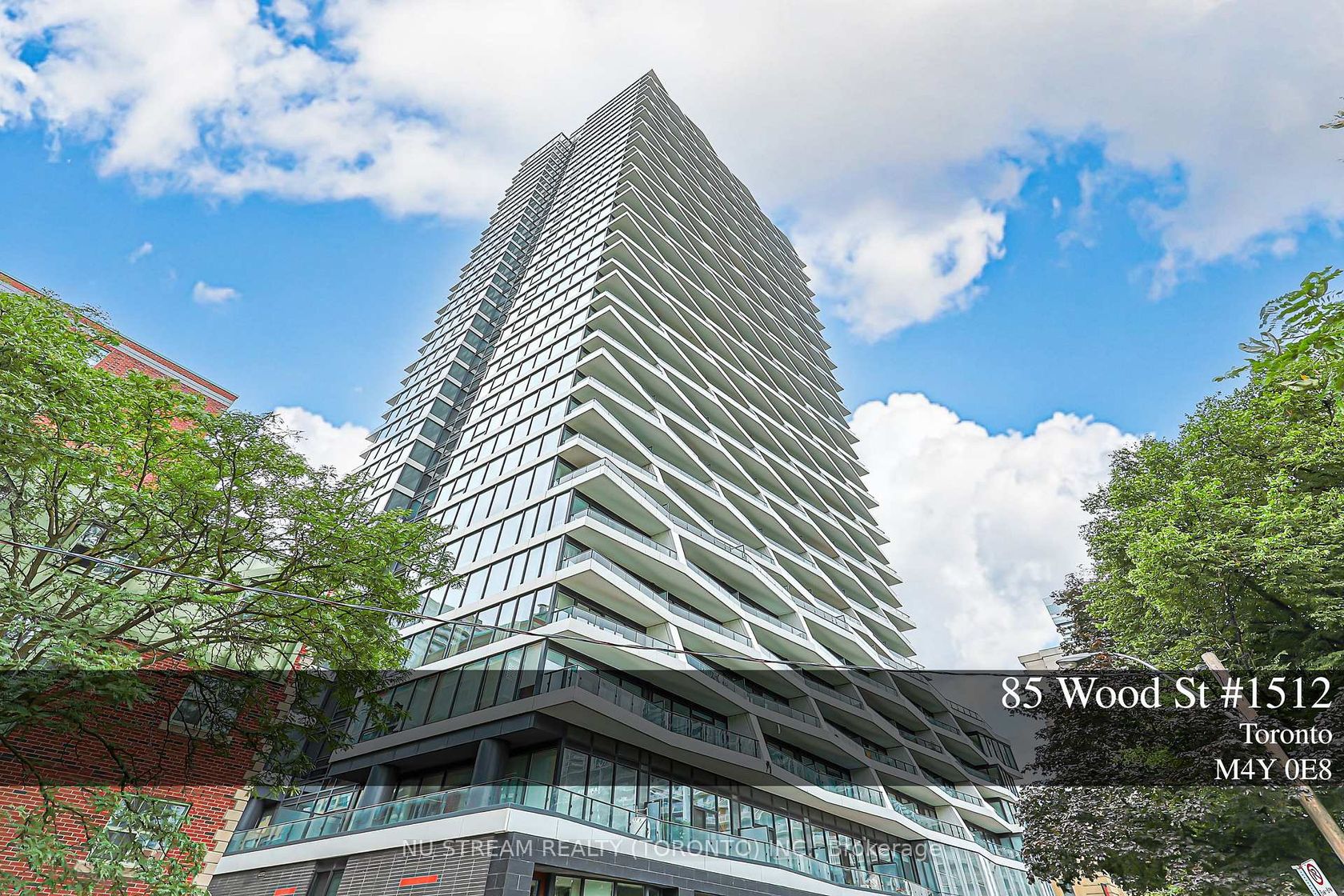 1512 - 85 Wood Street, Yonge Corridor, Toronto photo number 2