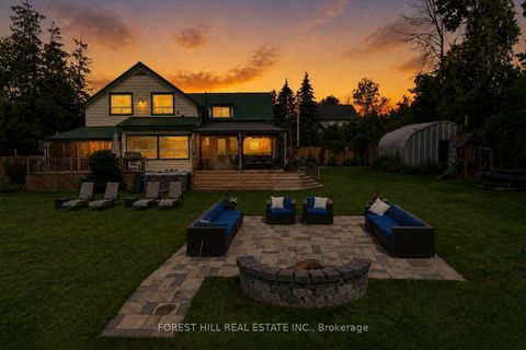 Photo 2 at 1031 Wisker Avenue, Lefroy, Innisfil