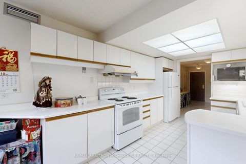 Photo 17 at 101 - 1200 Don Mills Road, Don Mills, Toronto