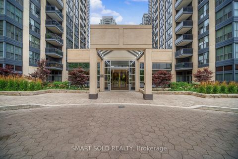 Photo 1 at 205 - 28 Hollywood Avenue, Willowdale East, Toronto