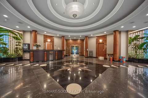 Photo 2 at 205 - 28 Hollywood Avenue, Willowdale East, Toronto