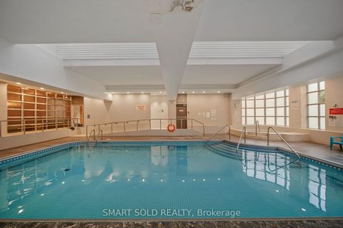 Photo 4 at 205 - 28 Hollywood Avenue, Willowdale East, Toronto