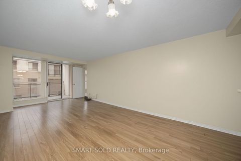 Photo 17 at 205 - 28 Hollywood Avenue, Willowdale East, Toronto