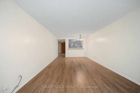 Photo 18 at 205 - 28 Hollywood Avenue, Willowdale East, Toronto