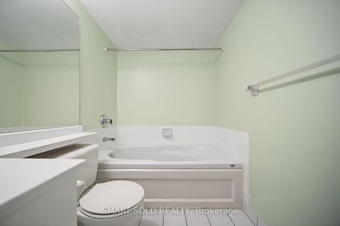Photo 31 at 205 - 28 Hollywood Avenue, Willowdale East, Toronto