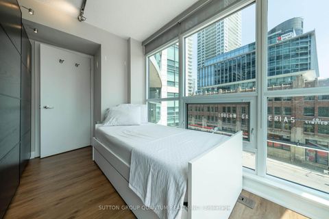 Photo 13 at 507 - 600 Fleet Street, Niagara, Toronto