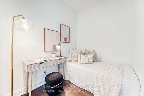 Photo 11 at 2106 - 7 Grenville Street, Bay Street Corridor, Toronto