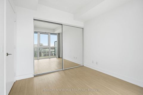 Photo 13 at 2106 - 7 Grenville Street, Bay Street Corridor, Toronto
