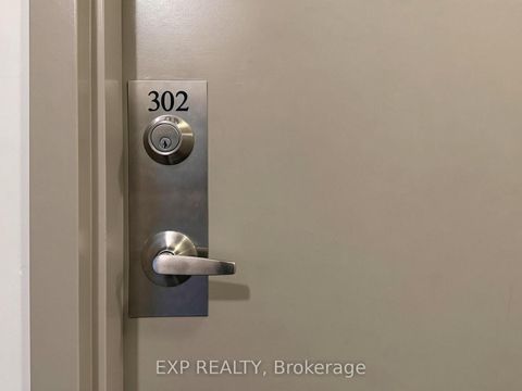 Photo 3 at 302 - 801 Sheppard Avenue W, Clanton Park, Toronto