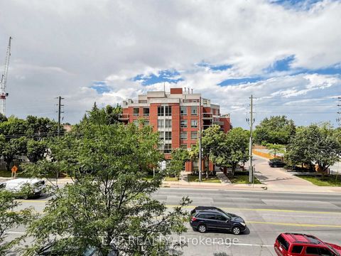 Photo 13 at 302 - 801 Sheppard Avenue W, Clanton Park, Toronto