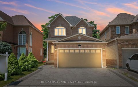 Photo 2 at 17 Rushingbrook Drive, Rouge Woods, Richmond Hill