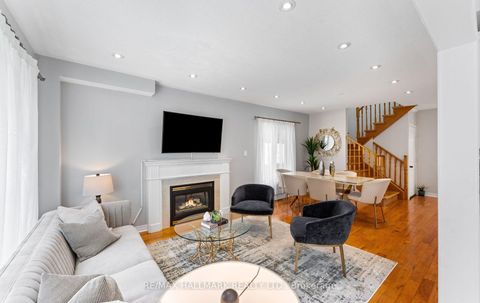 Photo 10 at 17 Rushingbrook Drive, Rouge Woods, Richmond Hill