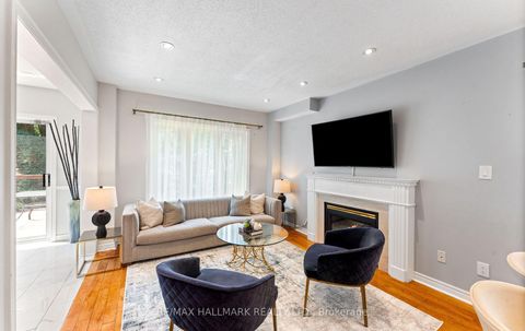 Photo 11 at 17 Rushingbrook Drive, Rouge Woods, Richmond Hill