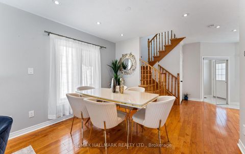 Photo 14 at 17 Rushingbrook Drive, Rouge Woods, Richmond Hill