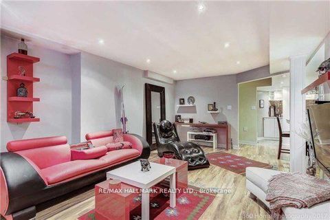 Photo 36 at 17 Rushingbrook Drive, Rouge Woods, Richmond Hill