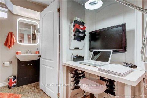 Photo 40 at 17 Rushingbrook Drive, Rouge Woods, Richmond Hill
