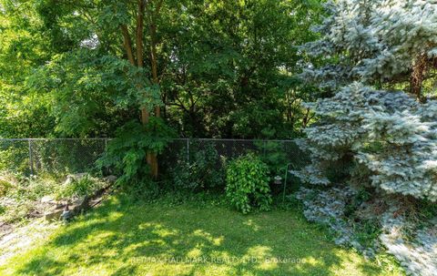 Photo 44 at 17 Rushingbrook Drive, Rouge Woods, Richmond Hill