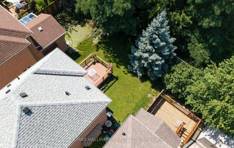Photo 46 at 17 Rushingbrook Drive, Rouge Woods, Richmond Hill