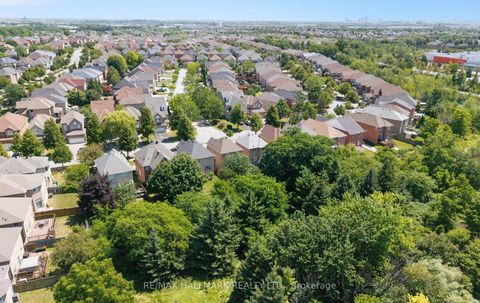 Photo 47 at 17 Rushingbrook Drive, Rouge Woods, Richmond Hill