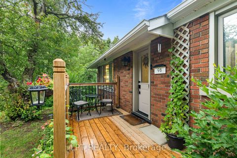 Photo 7 at 98 Don Mor Drive, Central Newmarket, Newmarket