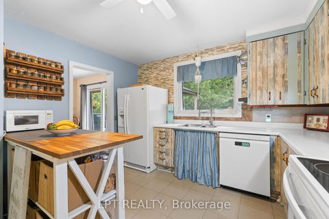 Photo 15 at 98 Don Mor Drive, Central Newmarket, Newmarket