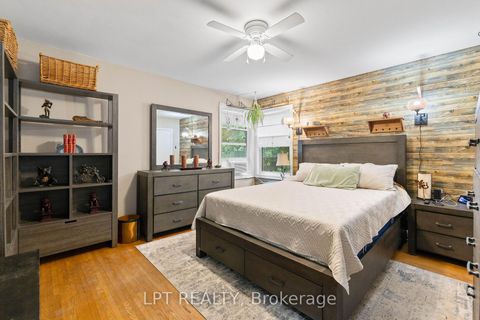 Photo 19 at 98 Don Mor Drive, Central Newmarket, Newmarket