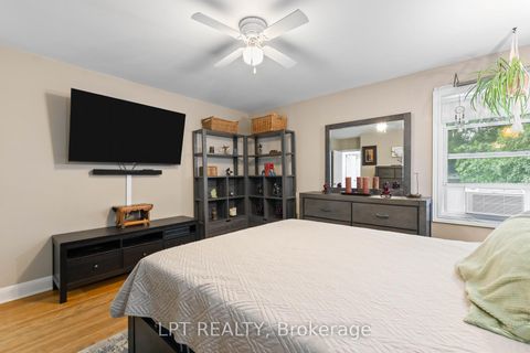 Photo 21 at 98 Don Mor Drive, Central Newmarket, Newmarket