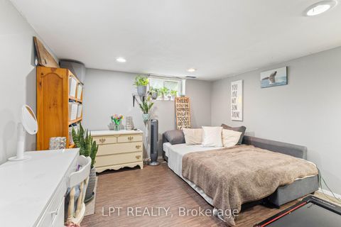 Photo 24 at 98 Don Mor Drive, Central Newmarket, Newmarket