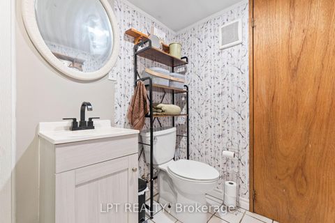 Photo 30 at 98 Don Mor Drive, Central Newmarket, Newmarket