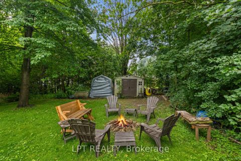 Photo 35 at 98 Don Mor Drive, Central Newmarket, Newmarket