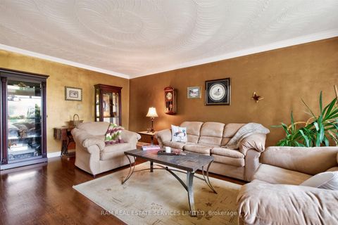Photo 9 at 46 Summitcrest Drive, Richview, Toronto