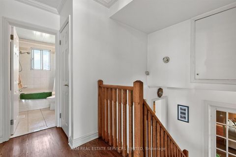 Photo 21 at 46 Summitcrest Drive, Richview, Toronto
