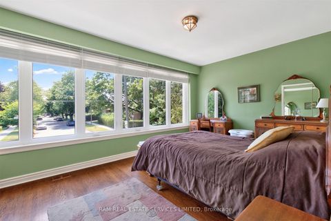 Photo 23 at 46 Summitcrest Drive, Richview, Toronto