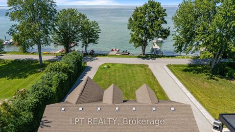Photo 4 at 173 Lake Drive E, Historic Lakeshore Communities, Georgina