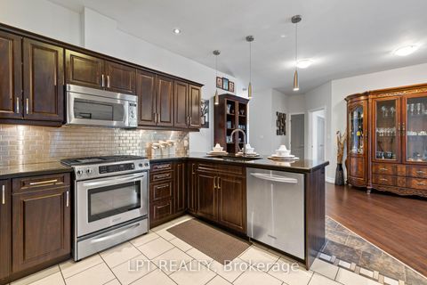 Photo 22 at 173 Lake Drive E, Historic Lakeshore Communities, Georgina