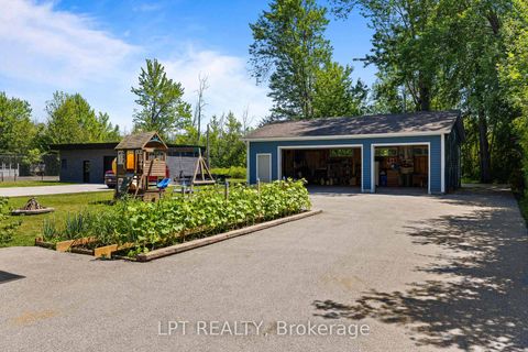 Photo 39 at 173 Lake Drive E, Historic Lakeshore Communities, Georgina