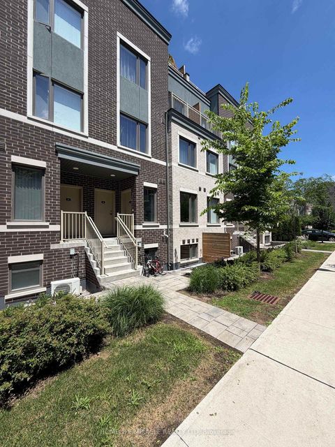 Photo 3 at 87 - 20 William Jackson Way, New Toronto, Toronto