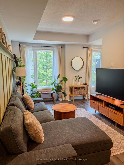 Photo 10 at 87 - 20 William Jackson Way, New Toronto, Toronto