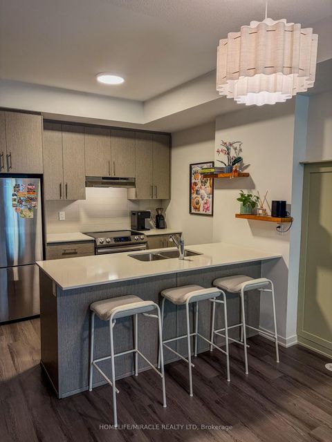 Photo 13 at 87 - 20 William Jackson Way, New Toronto, Toronto