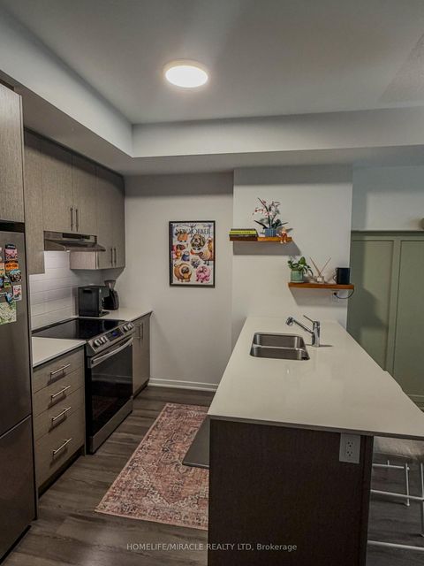 Photo 15 at 87 - 20 William Jackson Way, New Toronto, Toronto
