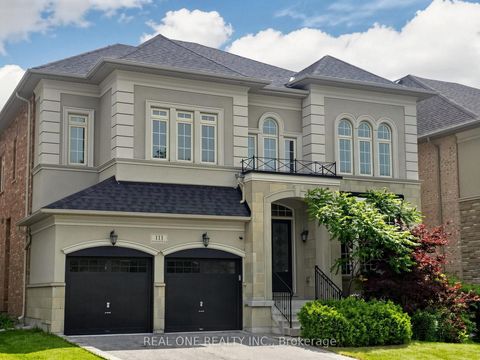 Photo 2 at 111 Headwind Boulevard, Vellore Village, Vaughan