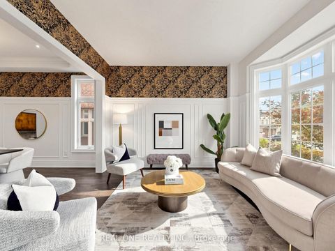 Photo 6 at 111 Headwind Boulevard, Vellore Village, Vaughan