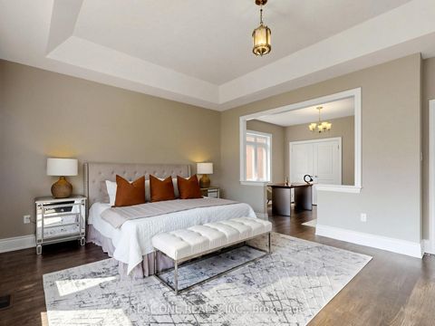 Photo 20 at 111 Headwind Boulevard, Vellore Village, Vaughan
