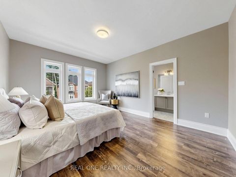 Photo 26 at 111 Headwind Boulevard, Vellore Village, Vaughan