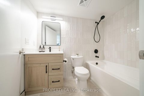 Photo 14 at 1201 - 830 Lawrence Avenue, Glen Park, Toronto