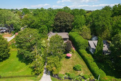 Photo 1 at 171 Lake Drive N, Historic Lakeshore Communities, Georgina