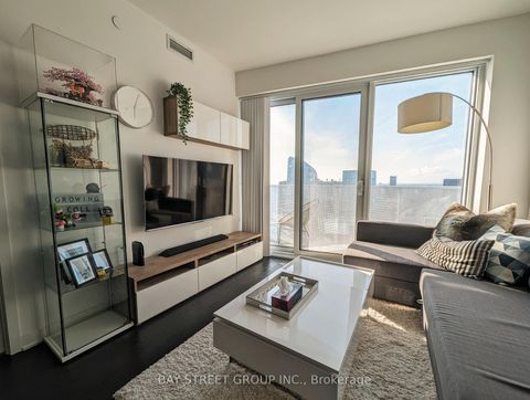 Photo 6 at 6103 - 100 Harbour Street, Waterfront Communities C1, Toronto