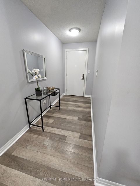 Photo 6 at 307 - 2015 Sheppard Avenue E, Henry Farm, Toronto