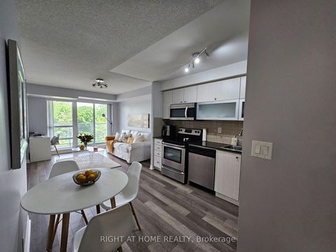 Photo 8 at 307 - 2015 Sheppard Avenue E, Henry Farm, Toronto