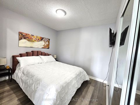 Photo 17 at 307 - 2015 Sheppard Avenue E, Henry Farm, Toronto